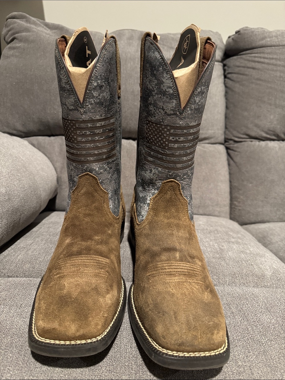 Ariat Brown Suede & Gray Camo Men’s Western Boots - Picture 2 of 8